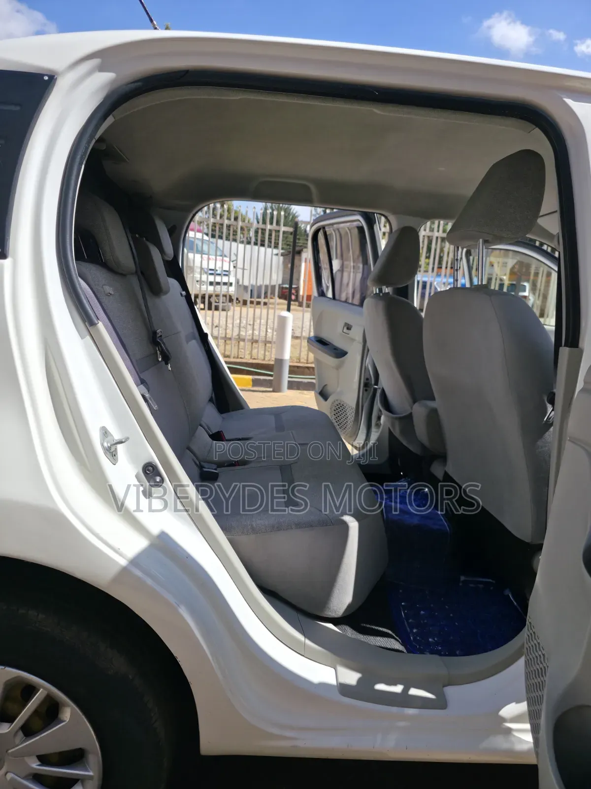 Toyota Passo 2017 White