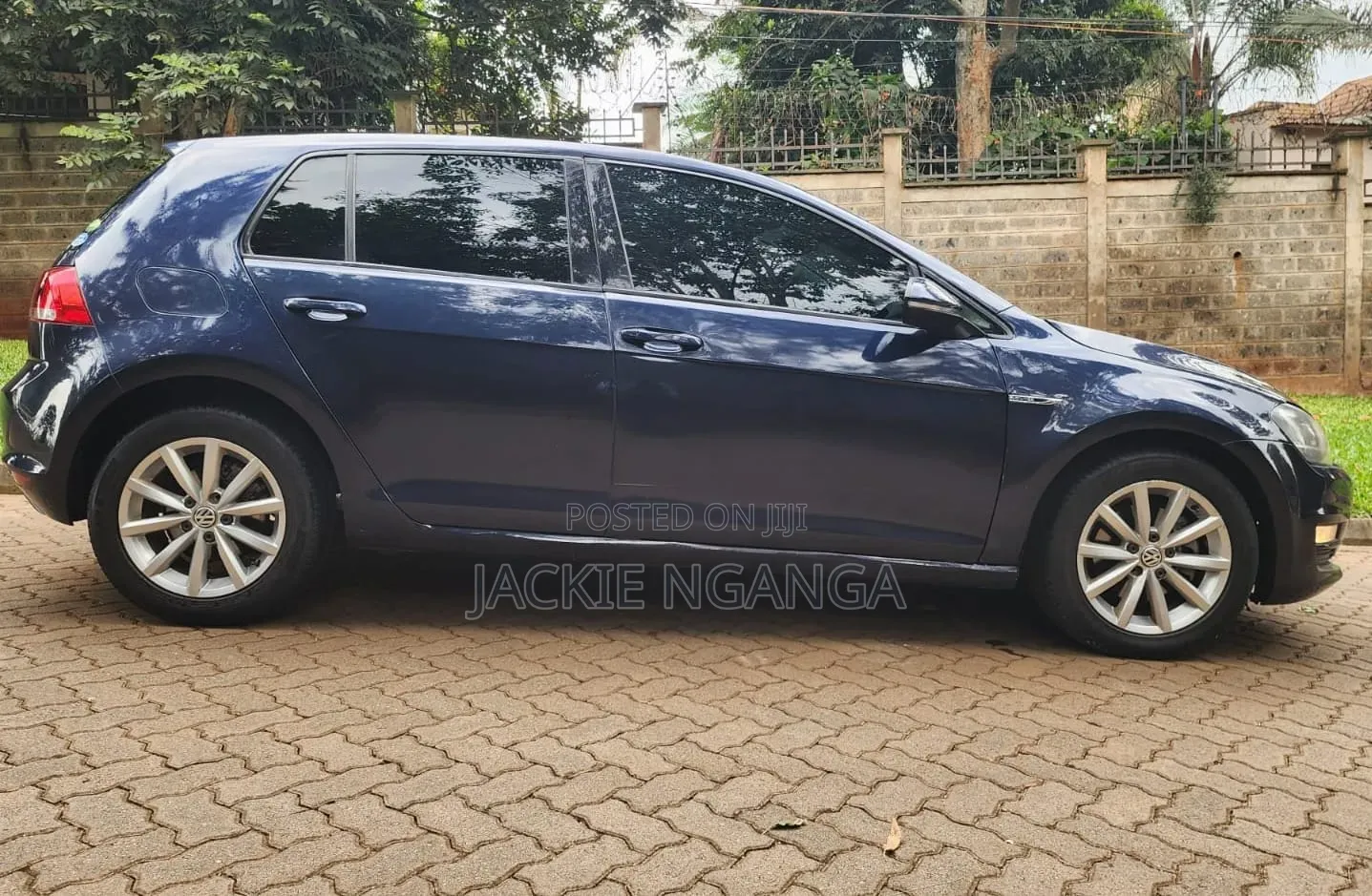 Volkswagen Golf 2016 Blue
