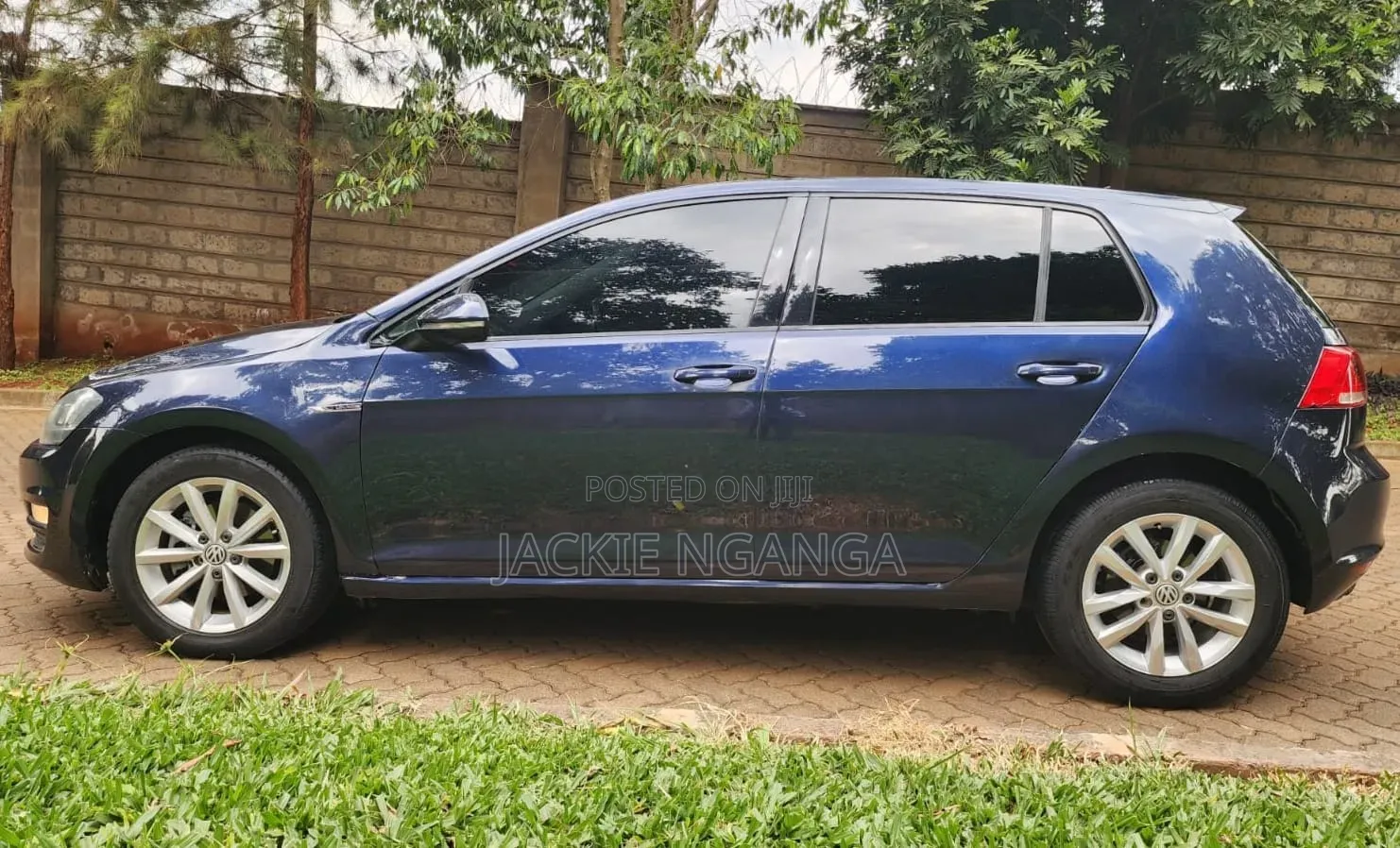 Volkswagen Golf 2016 Blue