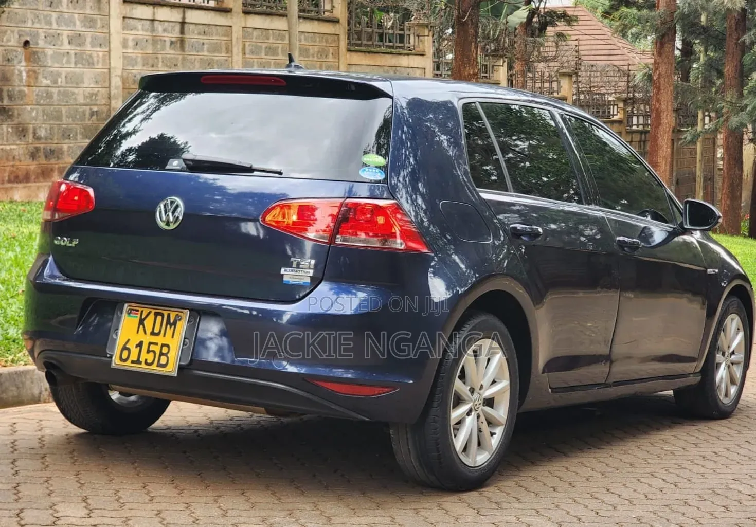 Volkswagen Golf 2016 Blue