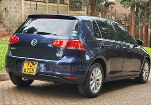 Volkswagen Golf 2016 Blue