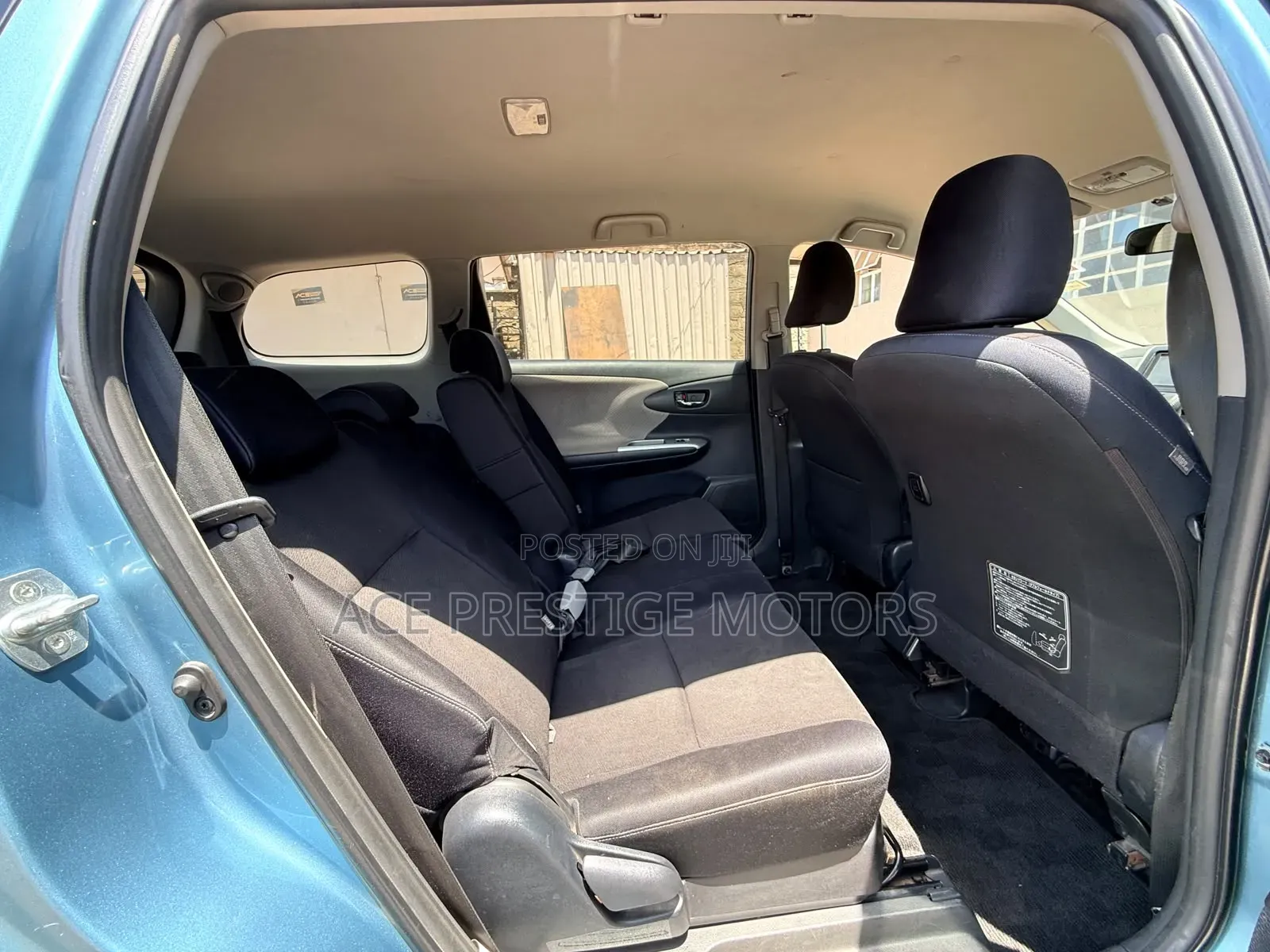 Toyota Wish 2011 Blue