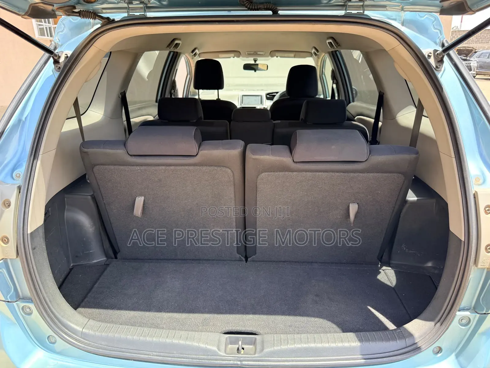 Toyota Wish 2011 Blue