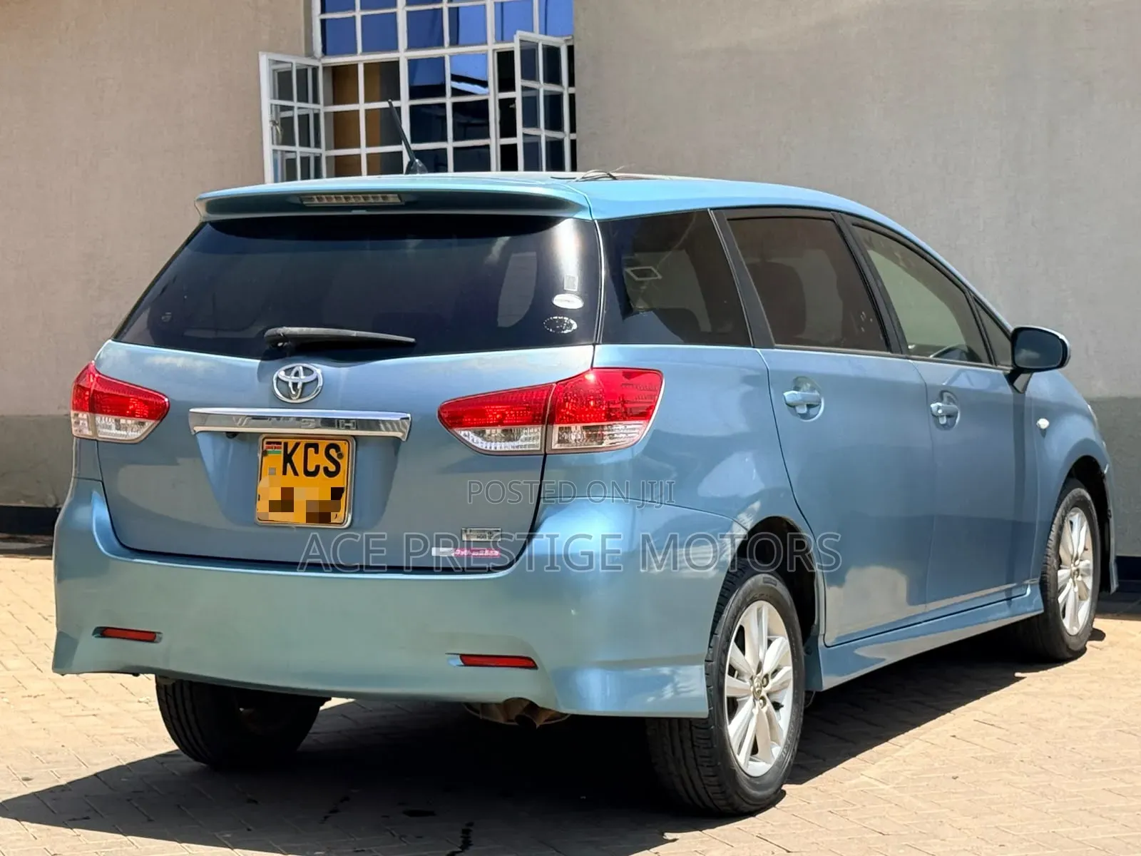 Toyota Wish 2011 Blue