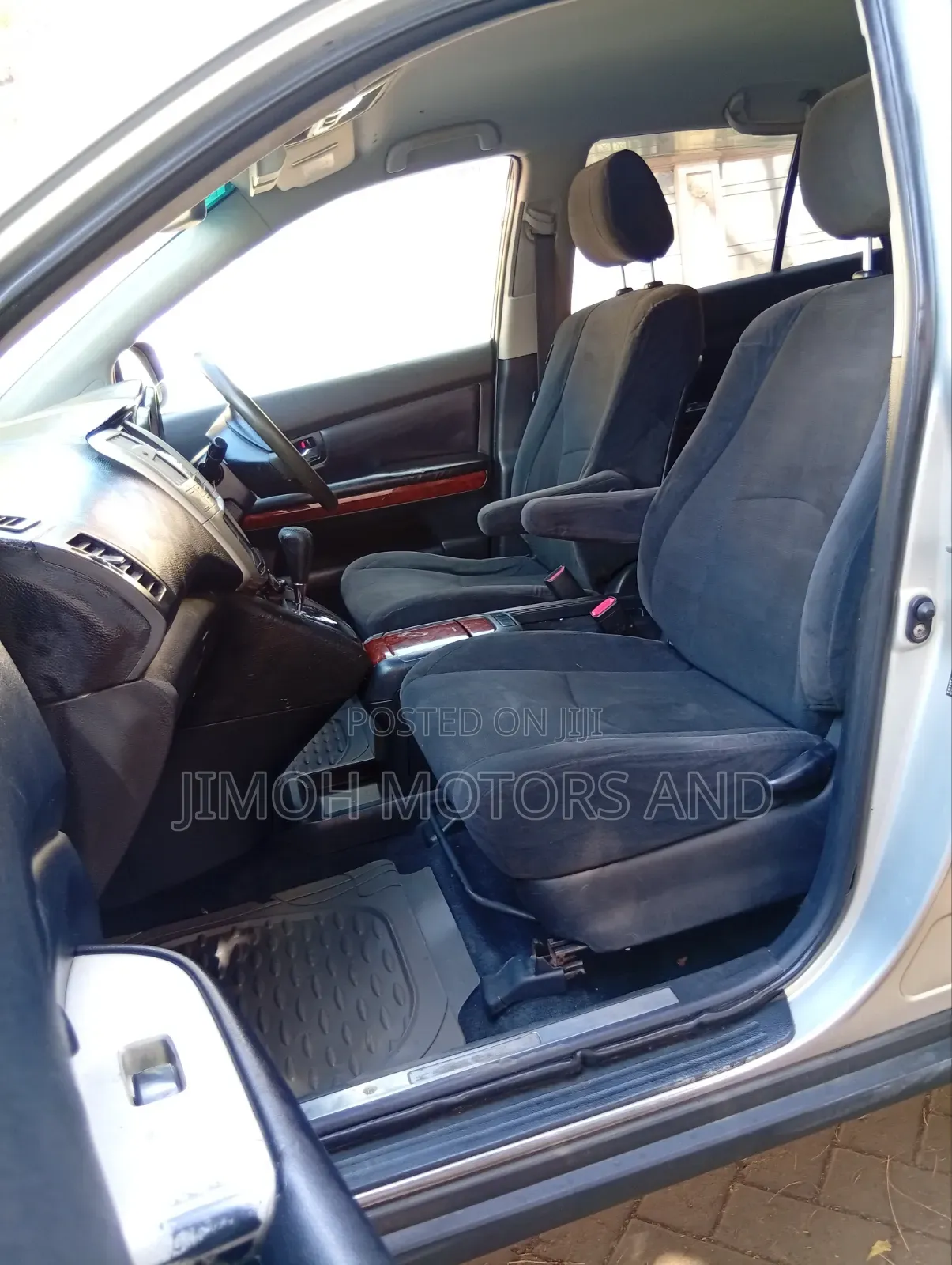 Toyota Harrier 2004 Silver