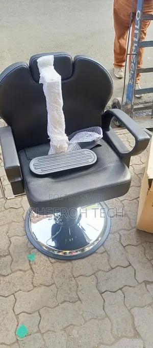 Barber Shop Chairs/ Kinyozi Seats