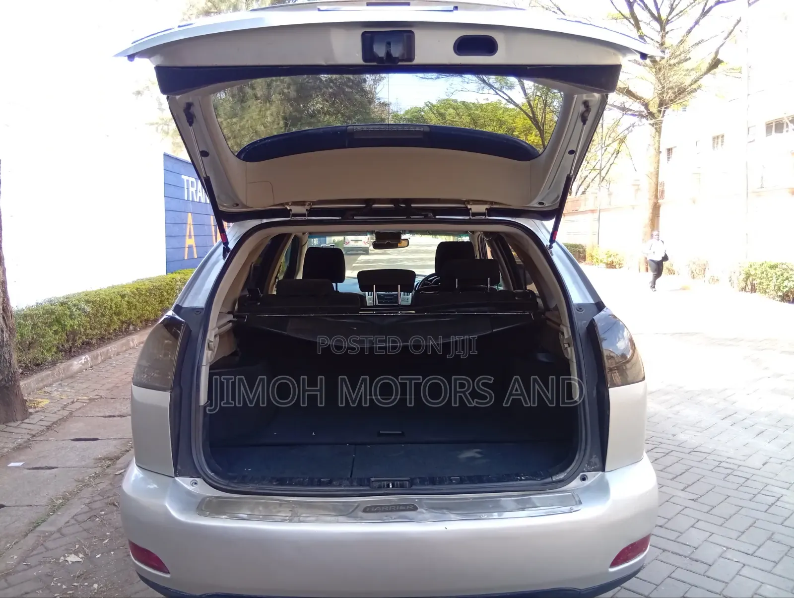 Toyota Harrier 2004 Silver