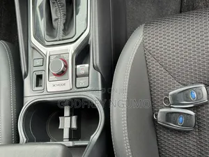 Subaru Forester 2018 Maroon