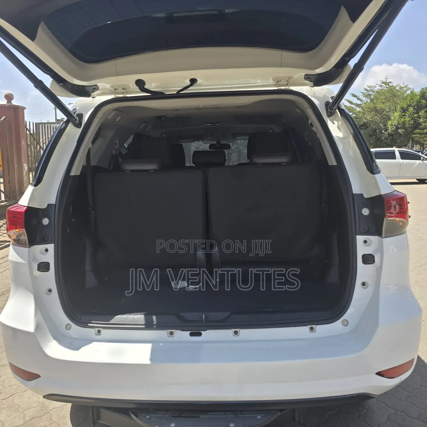 Toyota Fortuner 2019 White