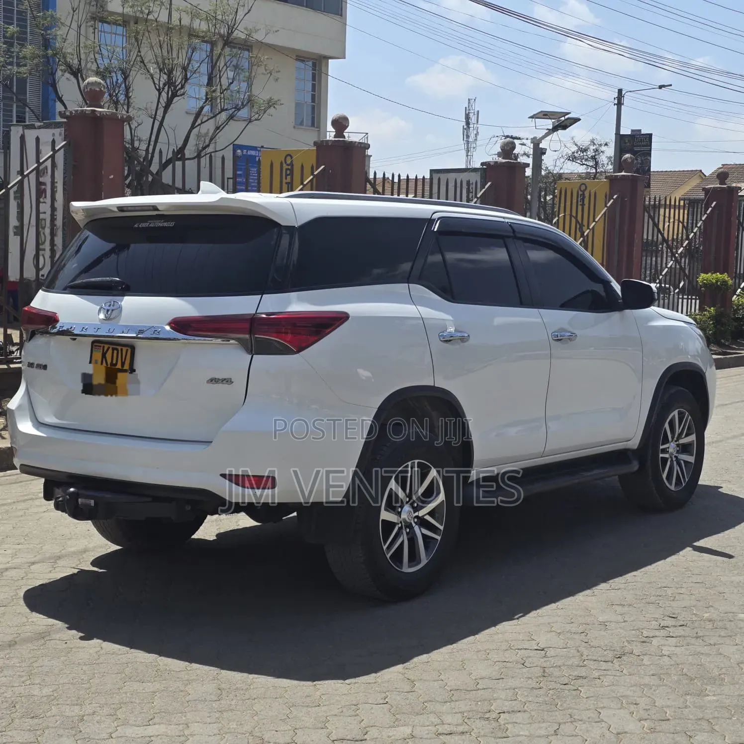 Toyota Fortuner 2019 White