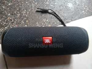 JBL Flip 5 Portable Speaker