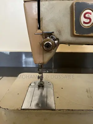 Original Singer Sewing Machine 418