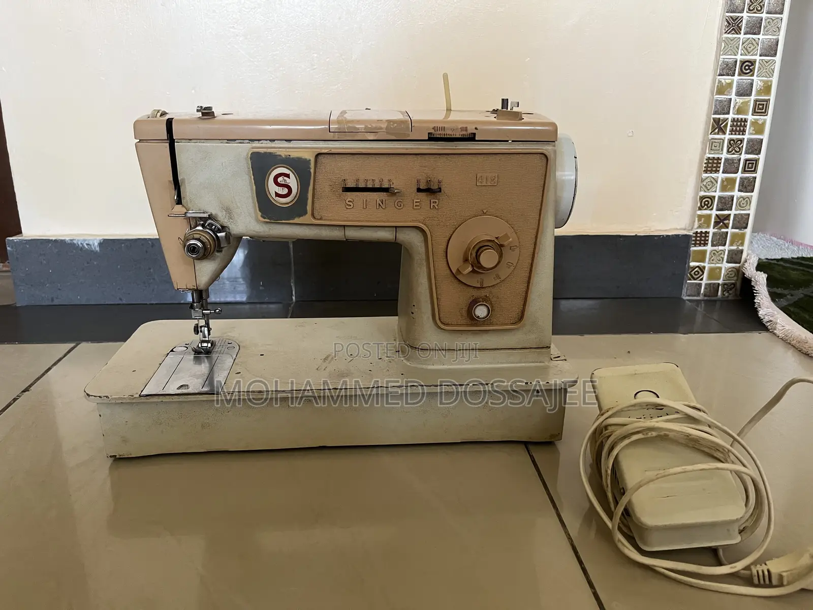 Original Singer Sewing Machine 418