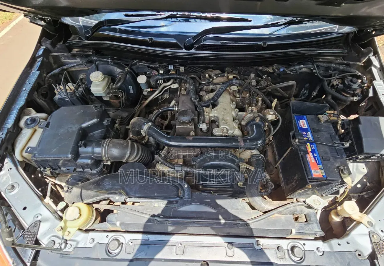 Mitsubishi L200 2015 Gray