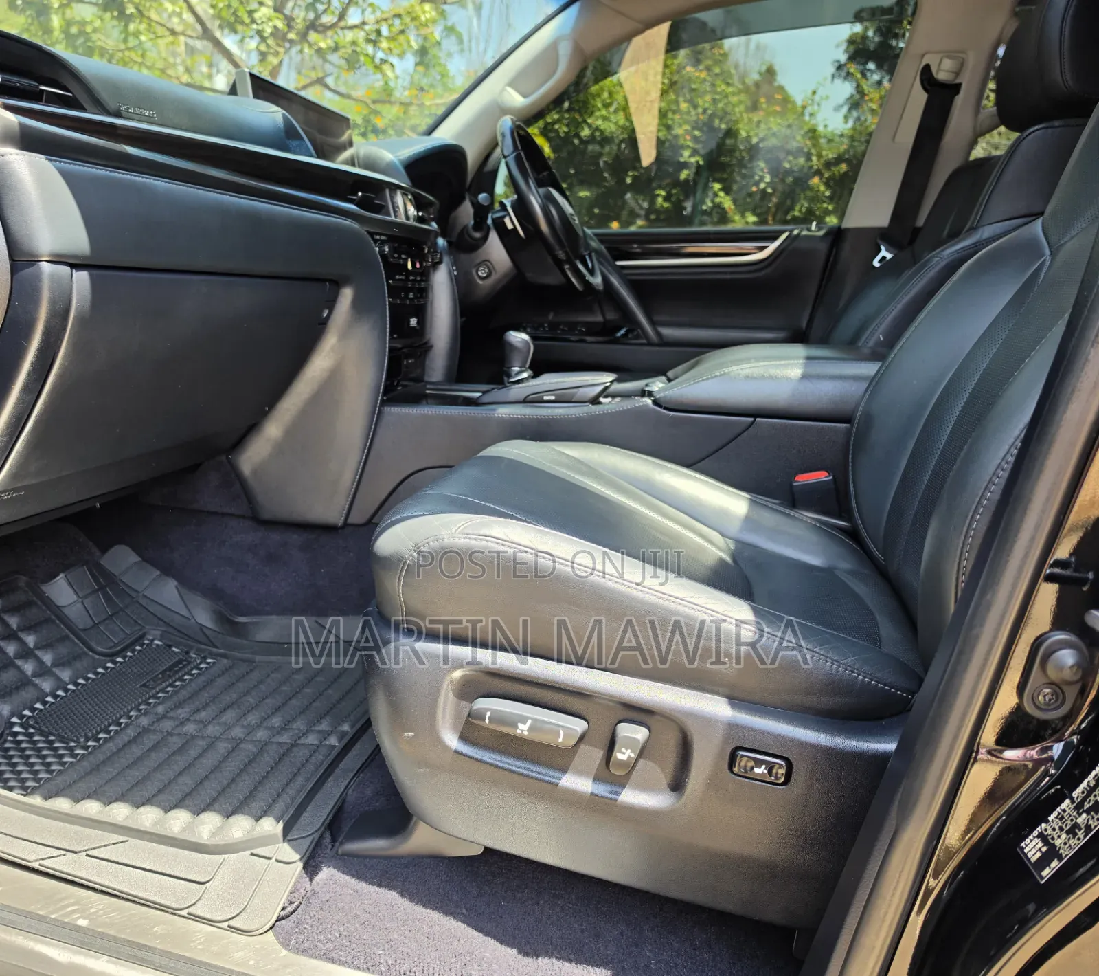 Lexus LX 2016 Black
