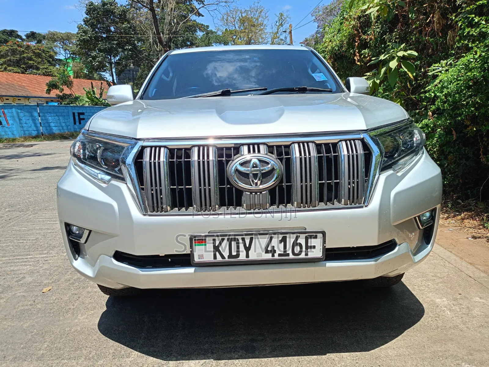 Toyota Land Cruiser Prado 2012 Silver
