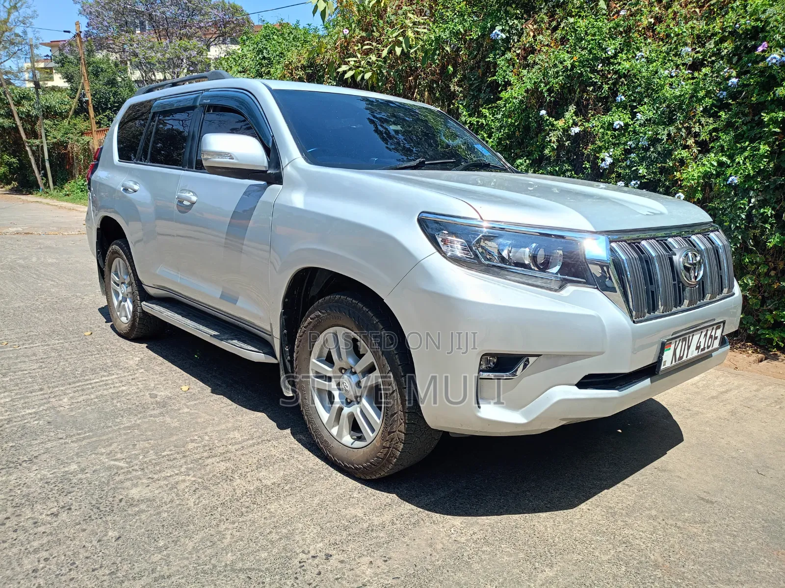 Toyota Land Cruiser Prado 2012 Silver