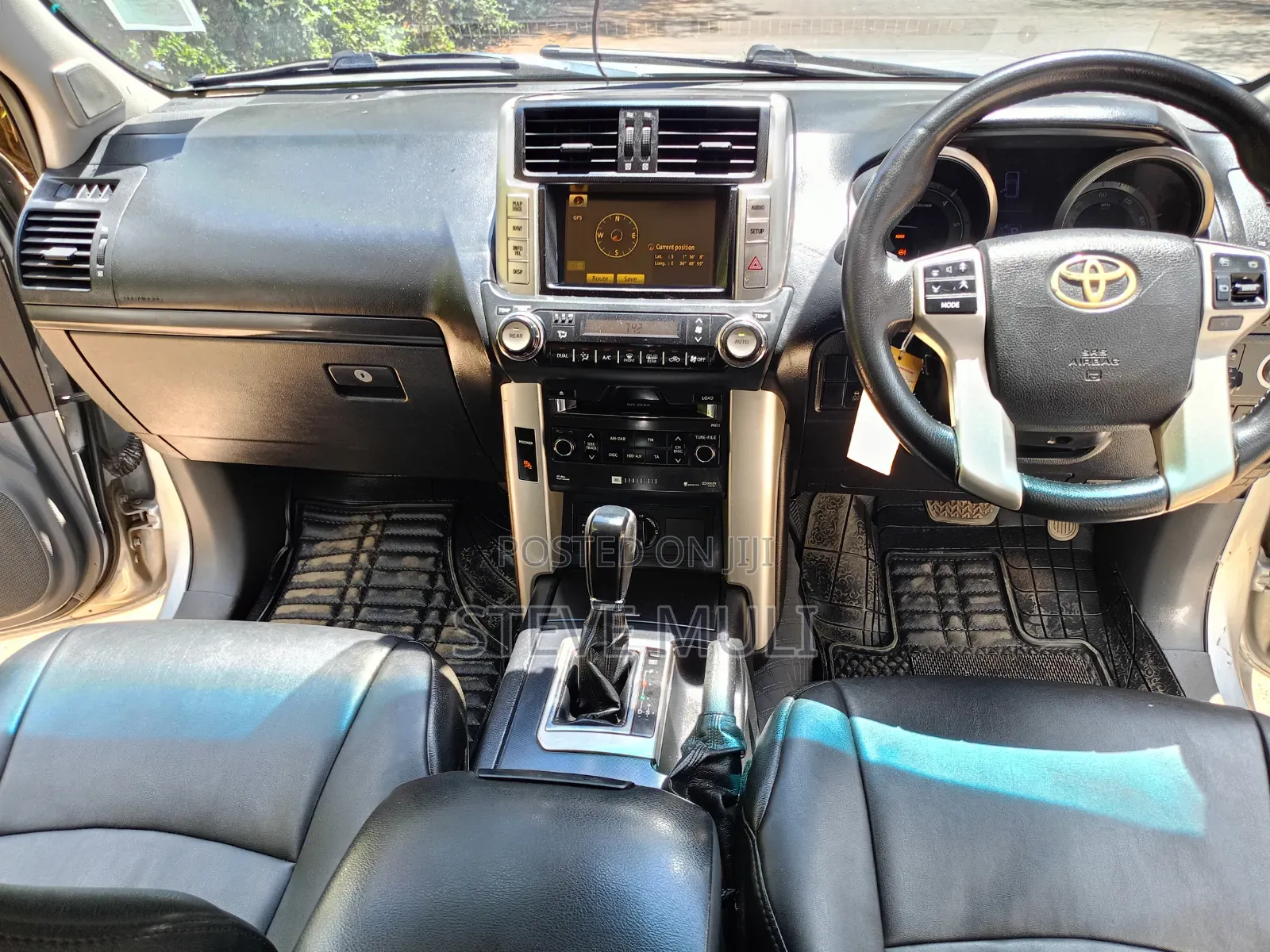 Toyota Land Cruiser Prado 2012 Silver