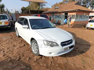 Subaru Legacy 2005 Pearl
