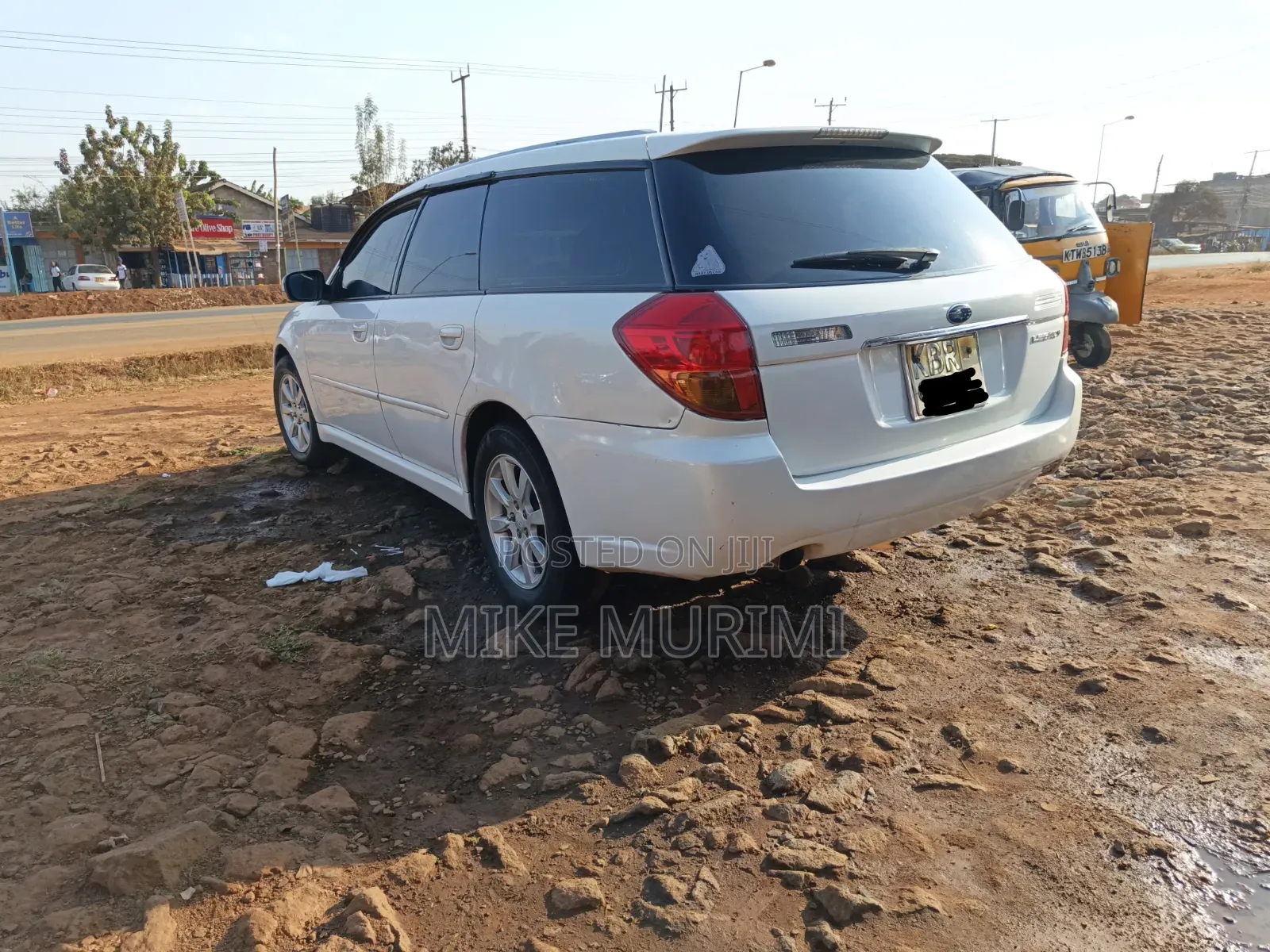 Subaru Legacy 2005 Pearl