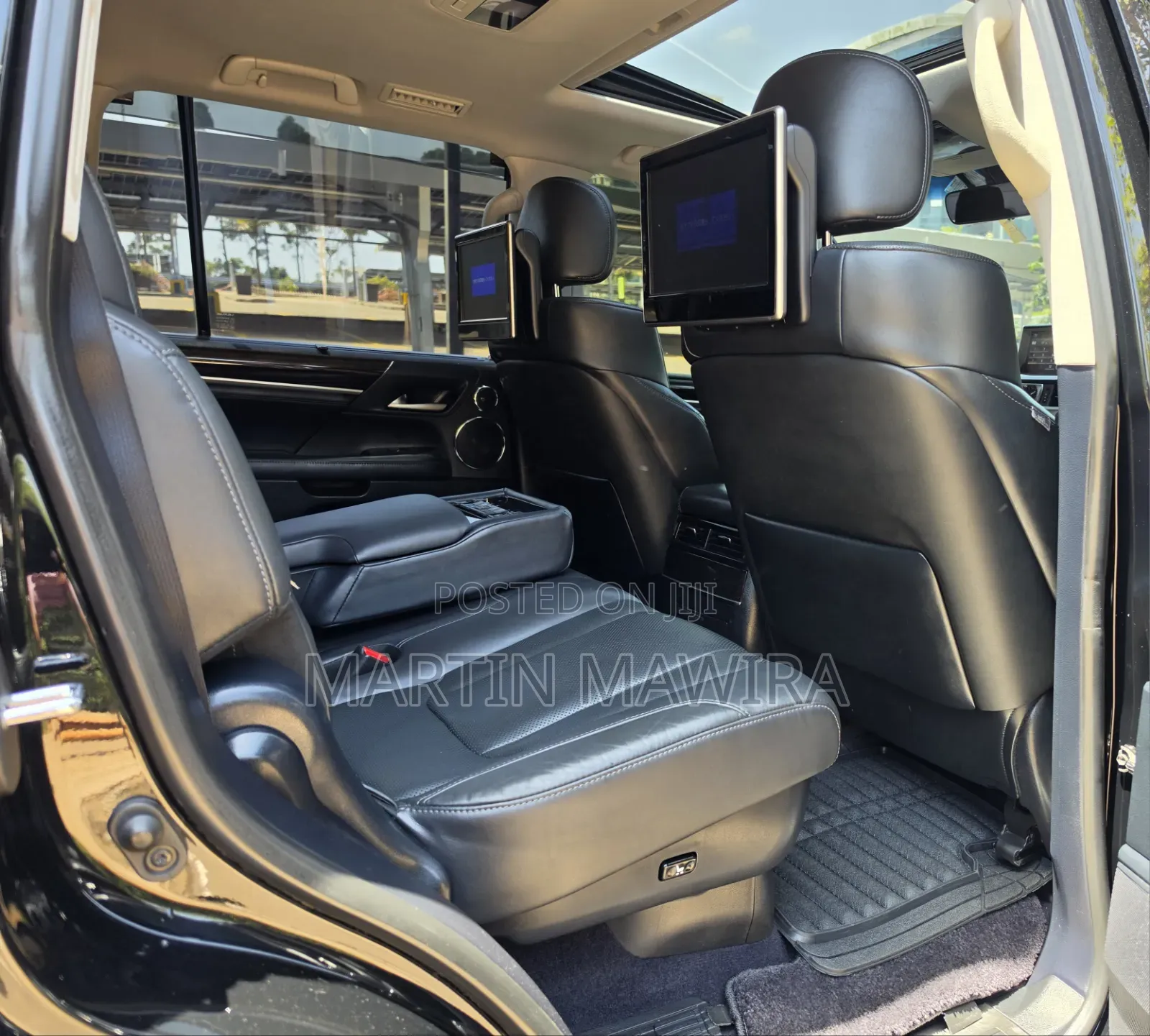 Lexus LX 2016 Black