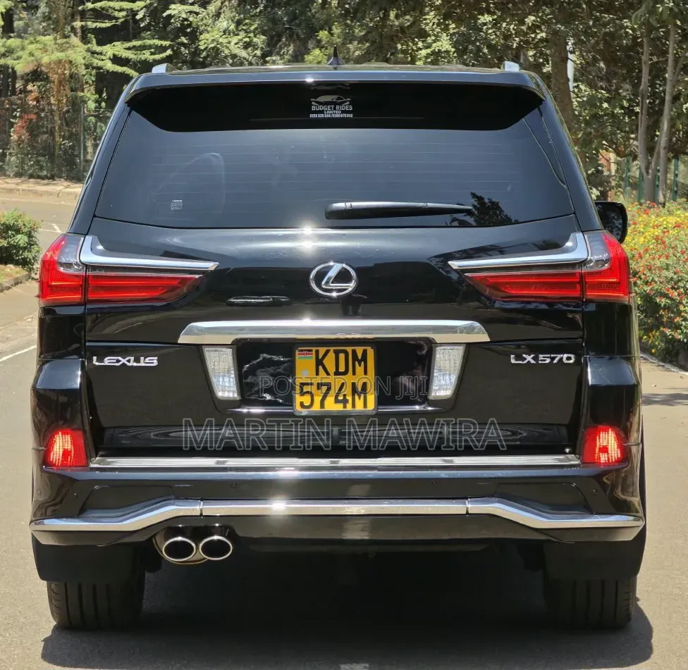 Lexus LX 2016 Black