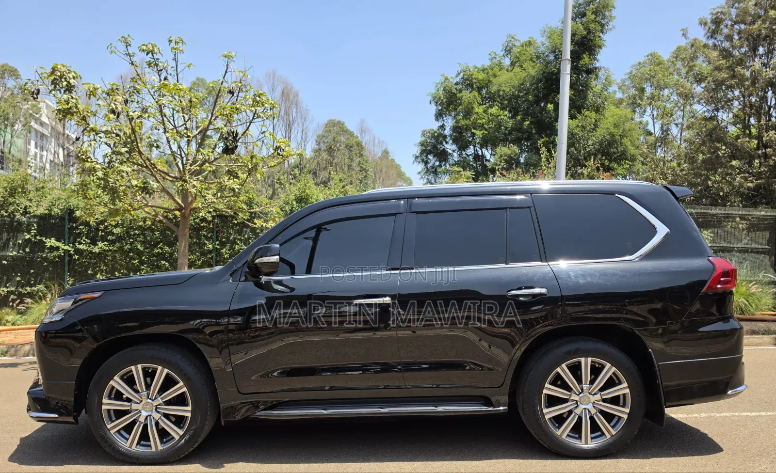 Lexus LX 2016 Black