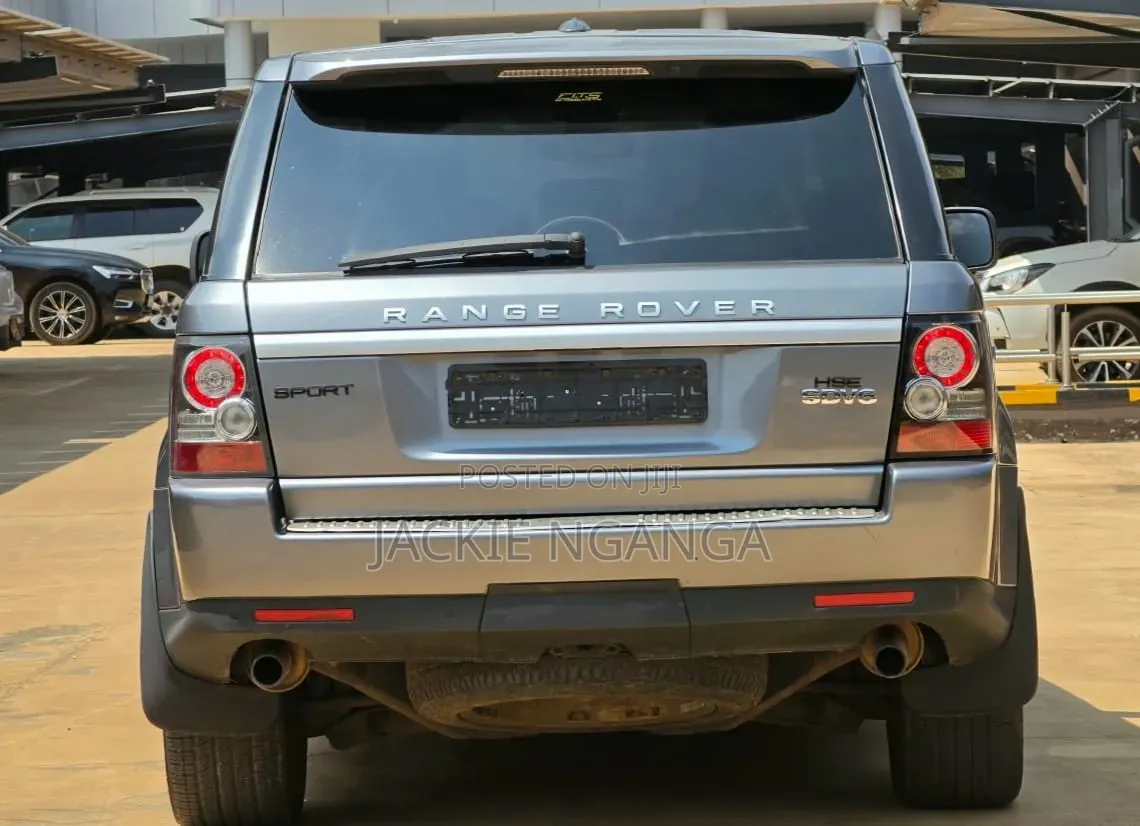 Land Rover Range Rover Sport 2012 Gray