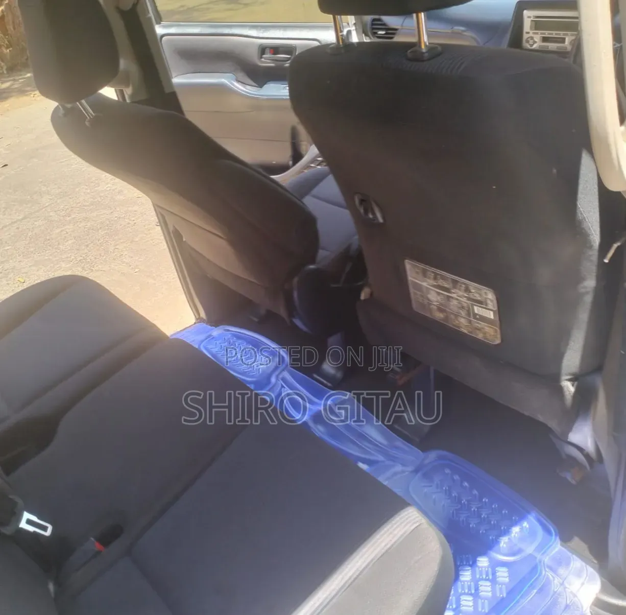 Toyota Noah 2014 Silver