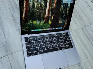 Laptop Apple MacBook Pro 2019 16GB Intel Core i7 SSD 256GB