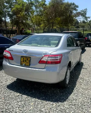 Toyota Premio 2011 Silver