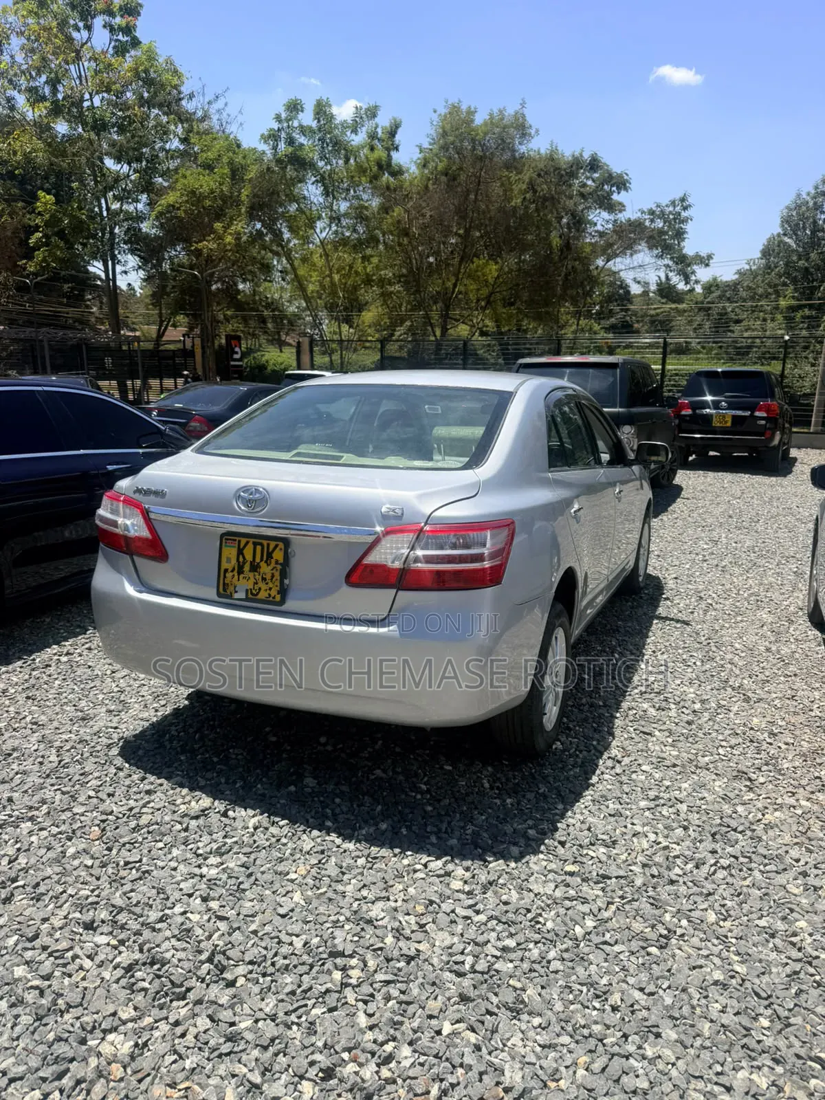 Toyota Premio 2011 Silver