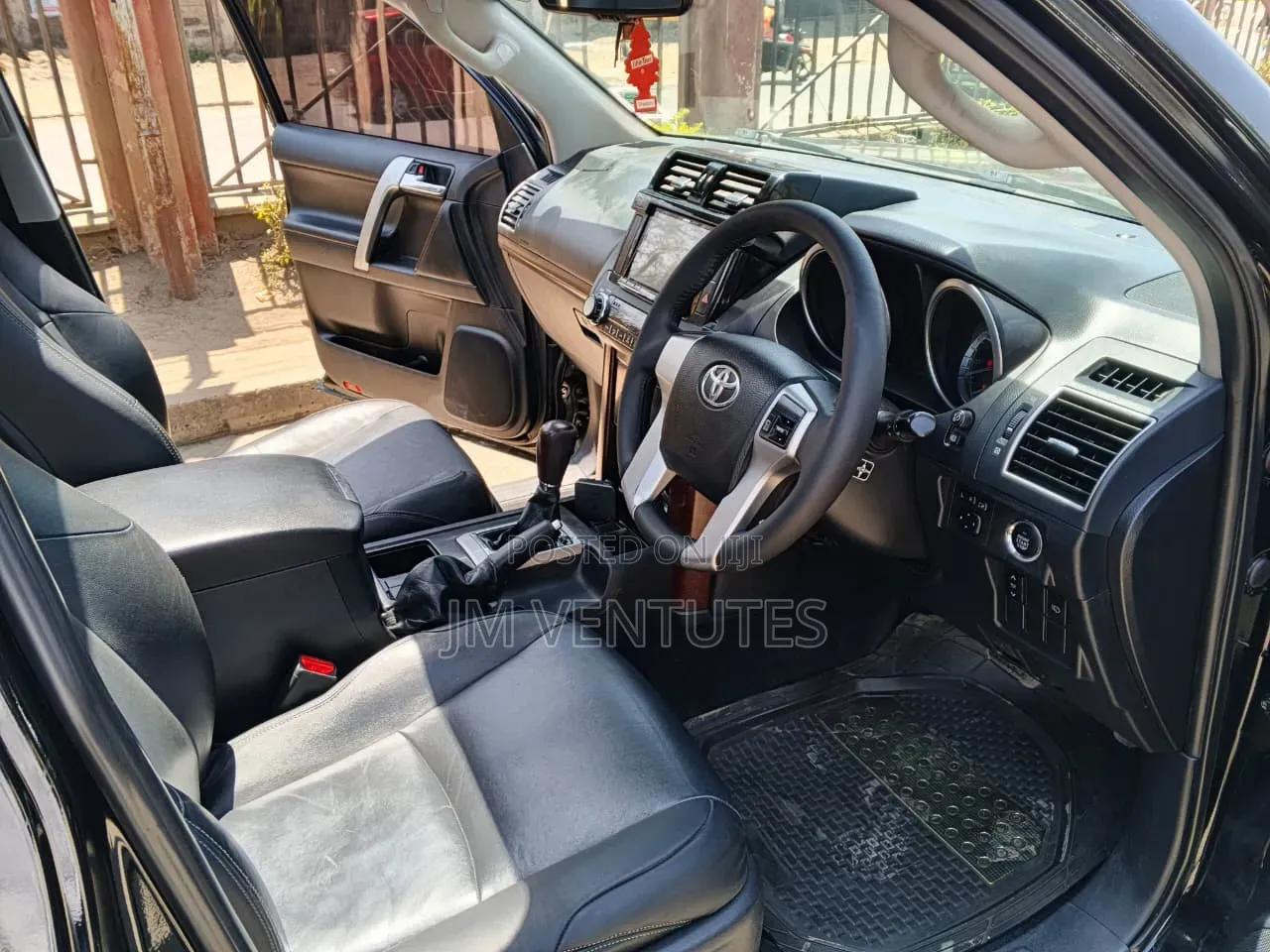 Toyota Land Cruiser Prado 2017 Black