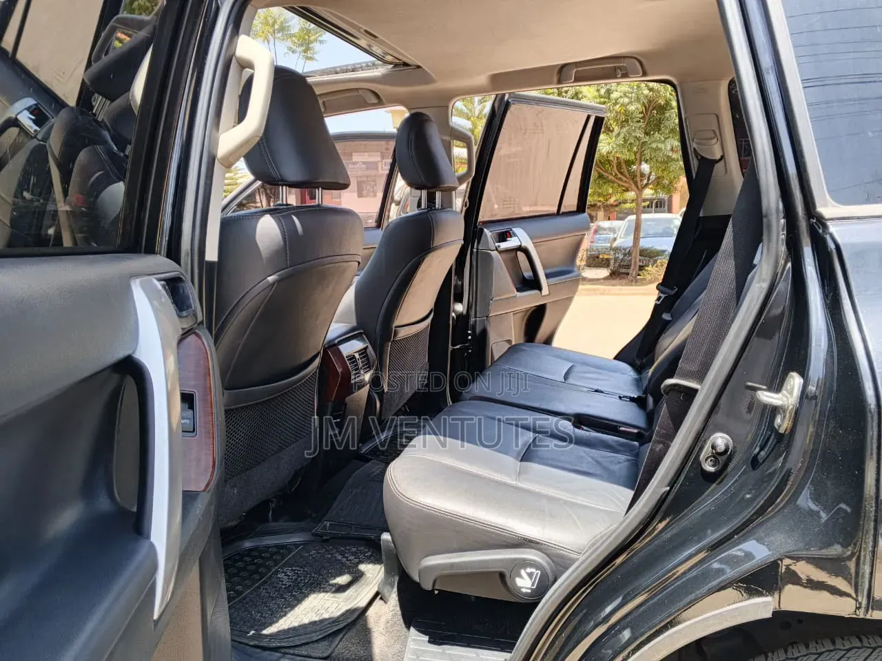 Toyota Land Cruiser Prado 2017 Black