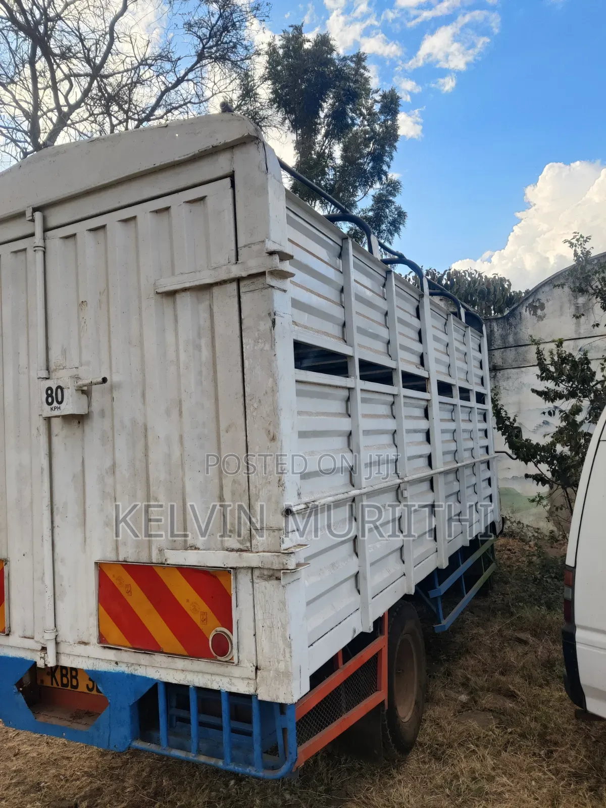 Isuzu ,Lorry