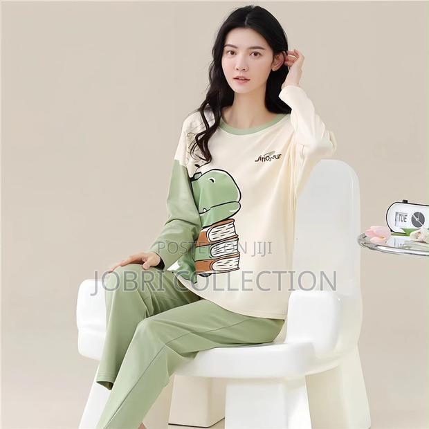 Pajama’s/ Sleep Set - thumbnail 2