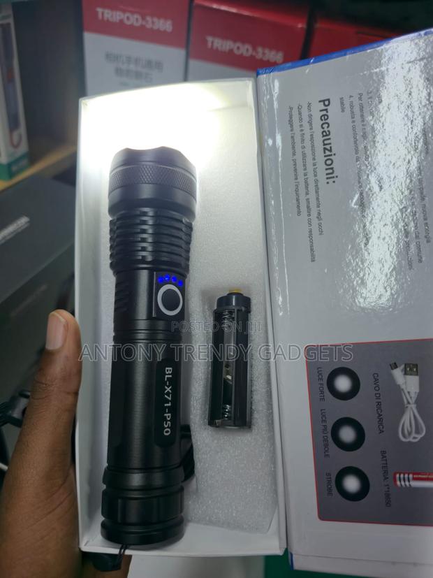P50 2000 Lumens Rechargeable LED Flashlight USB Zoom Torch