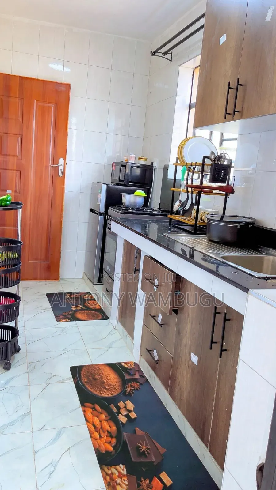 Furnished Studio - Roysambu TRM Drive - 2000/Night - WiFi + Netflix