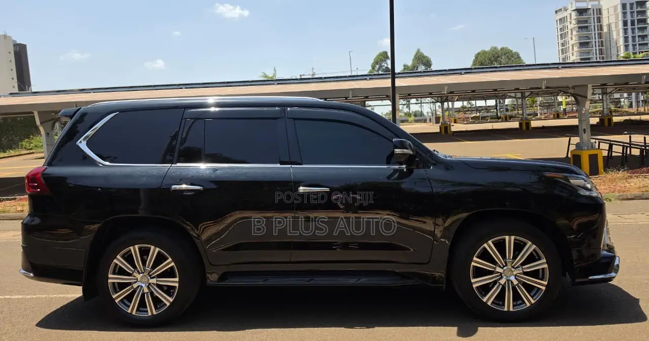 Lexus LX 2016 Black