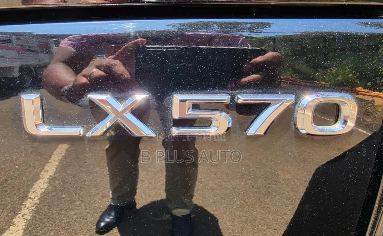 Lexus LX 2016 Black