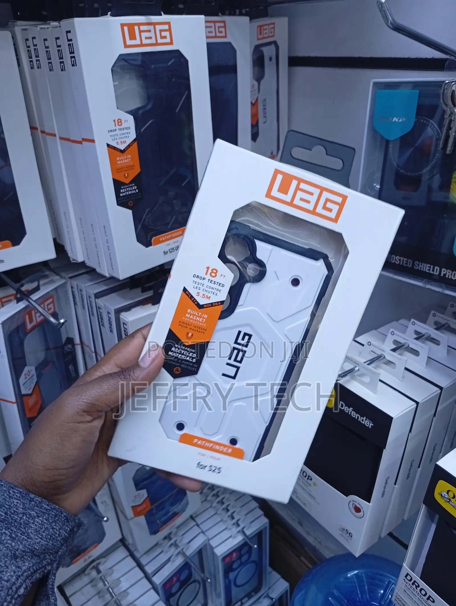 Urban Armor Gear MagSafe Case in White for the Samsung Galaxy S25