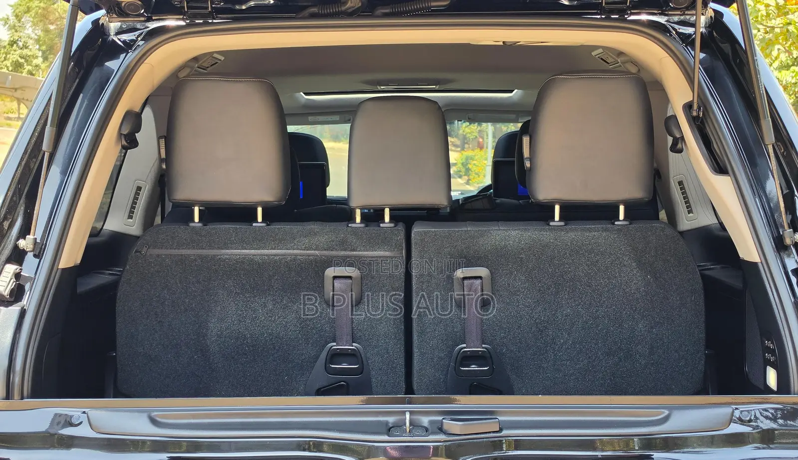 Lexus LX 2016 Black