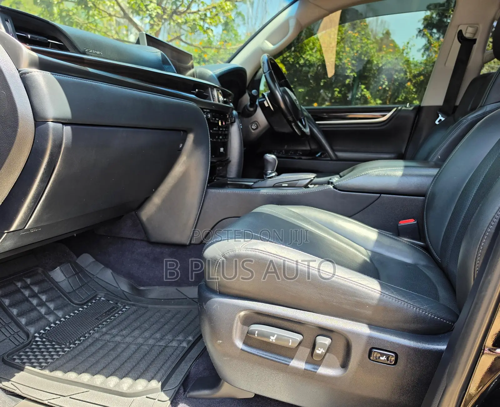 Lexus LX 2016 Black