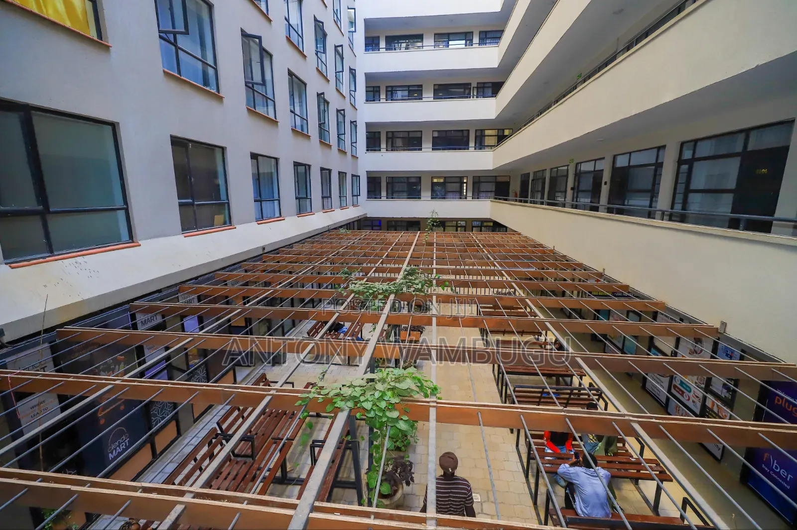 Furnished Studio - Roysambu TRM Drive - 2000/Night - WiFi + Netflix