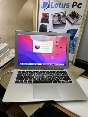 Laptop Apple MacBook Air 2017 8GB Intel Core i5 SSD 256GB