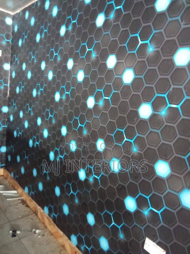Elegant Wall Wallpaper for Modern Homes and Businesses
