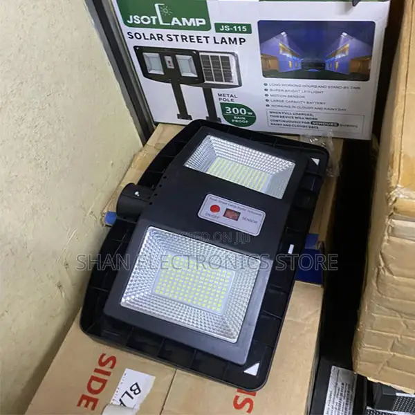 Dual LED Panels With Wide-Angle JSOT JS-115 Solar Street Lamp