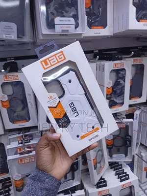 Urban Armor Gear Case in MagSafe for the Samsung Galaxy S24 Ultra