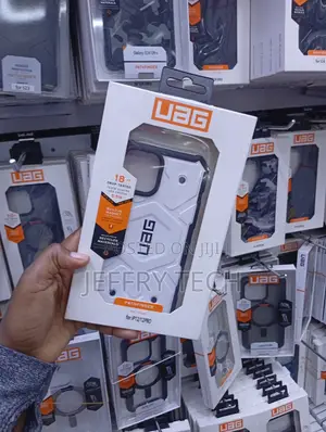Urban Armor Gear Case in MagSafe for the Samsung Galaxy S24 Ultra