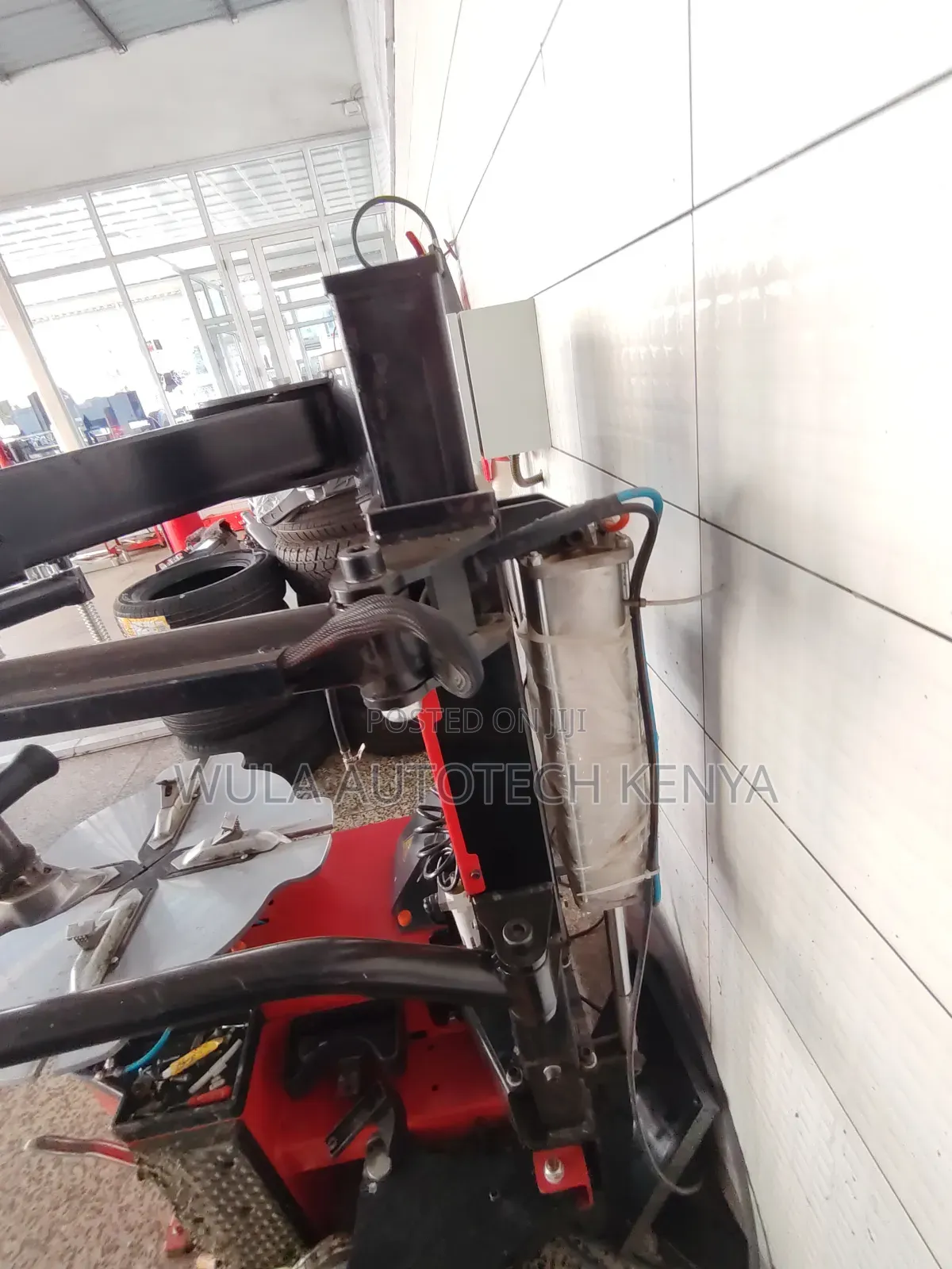 Adujastable Mounting Head Tyre Changer STC-768r Machine Sunshine Italy